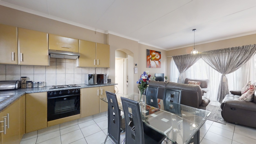 2 Bedroom Property for Sale in Jansenpark Gauteng