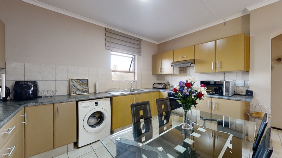 2 Bedroom Property for Sale in Jansenpark Gauteng