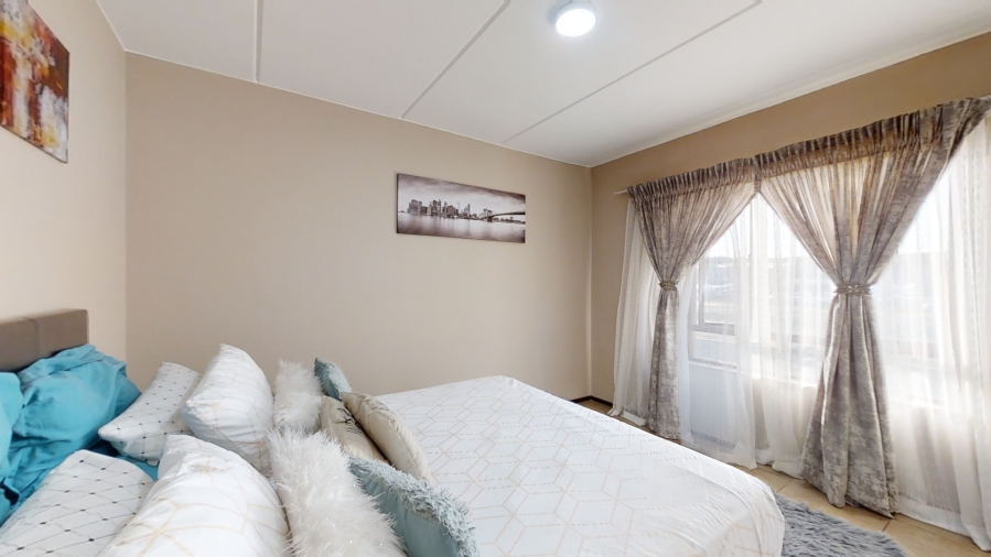 2 Bedroom Property for Sale in Jansenpark Gauteng