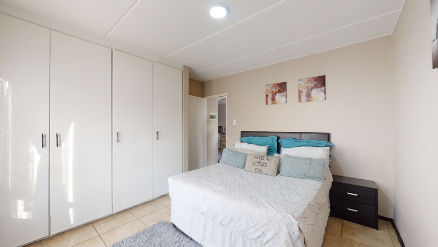 2 Bedroom Property for Sale in Jansenpark Gauteng
