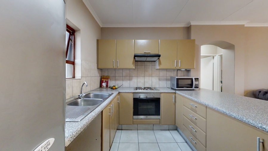 2 Bedroom Property for Sale in Jansenpark Gauteng
