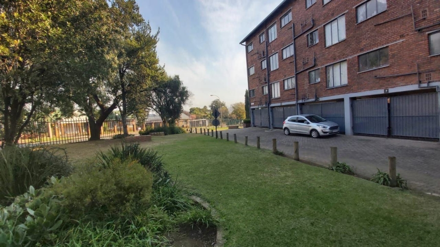 2 Bedroom Property for Sale in Croydon Gauteng