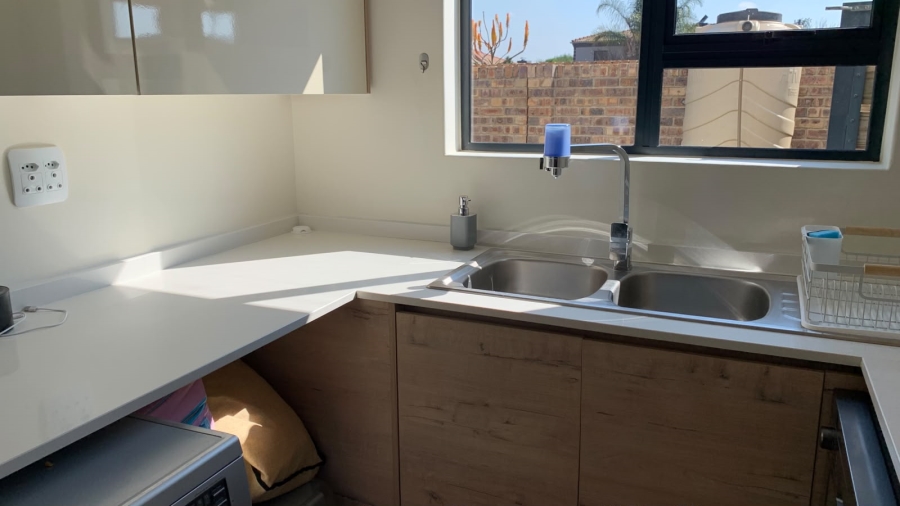 3 Bedroom Property for Sale in Ruimsig Gauteng
