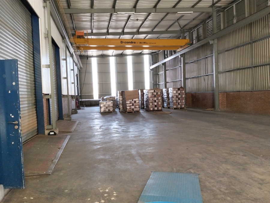 To Let Commercial Property for Rent in Strijdom Park Gauteng