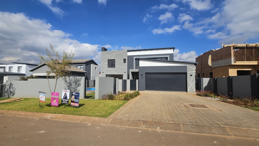 4 Bedroom Property for Sale in Fountainbrook Estate Gauteng