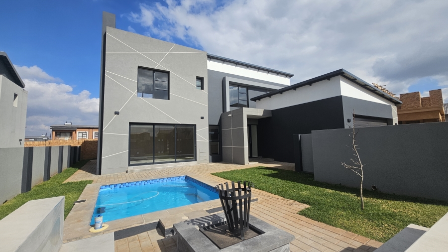 4 Bedroom Property for Sale in Fountainbrook Estate Gauteng