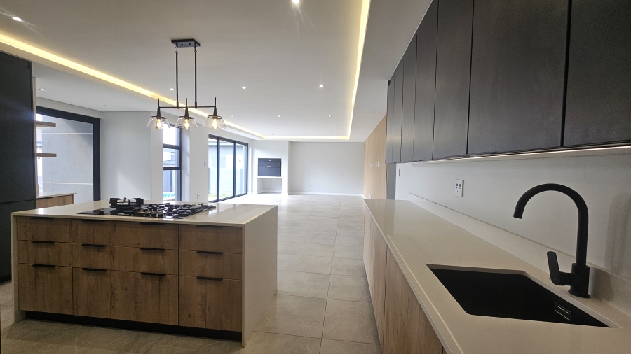 4 Bedroom Property for Sale in Fountainbrook Estate Gauteng