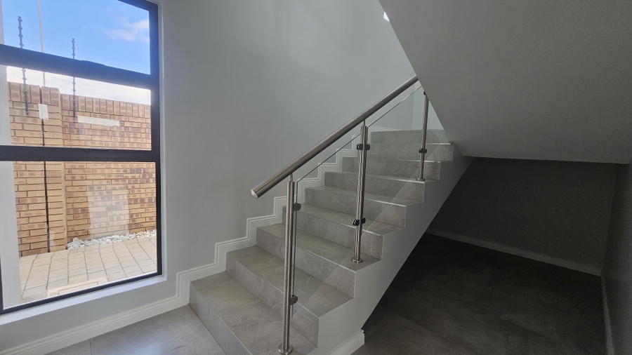 4 Bedroom Property for Sale in Fountainbrook Estate Gauteng