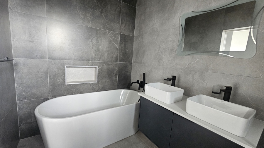 4 Bedroom Property for Sale in Fountainbrook Estate Gauteng