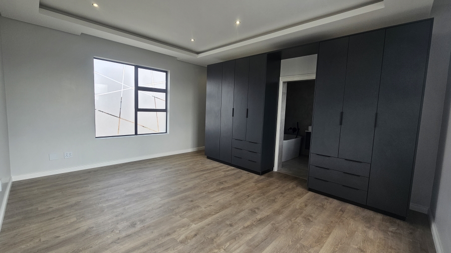 4 Bedroom Property for Sale in Fountainbrook Estate Gauteng