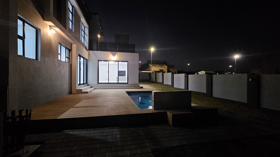 4 Bedroom Property for Sale in Fountainbrook Estate Gauteng