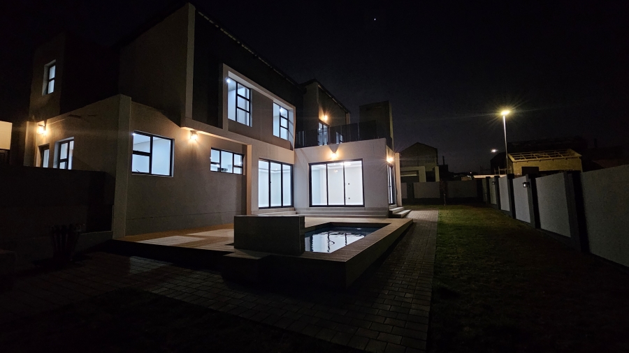 4 Bedroom Property for Sale in Fountainbrook Estate Gauteng