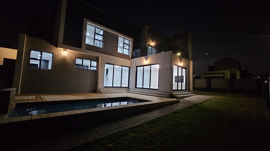 4 Bedroom Property for Sale in Fountainbrook Estate Gauteng