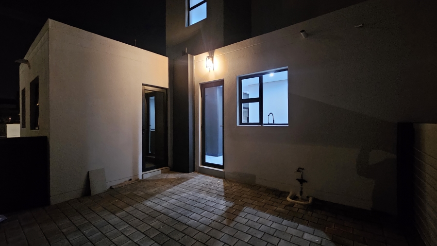 4 Bedroom Property for Sale in Fountainbrook Estate Gauteng