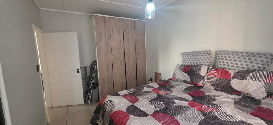 To Let 2 Bedroom Property for Rent in Linbro Park Gauteng