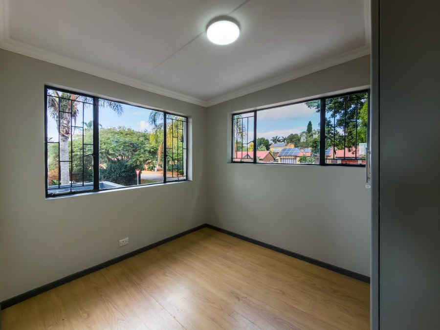 4 Bedroom Property for Sale in Garsfontein Gauteng