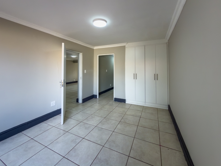 4 Bedroom Property for Sale in Garsfontein Gauteng