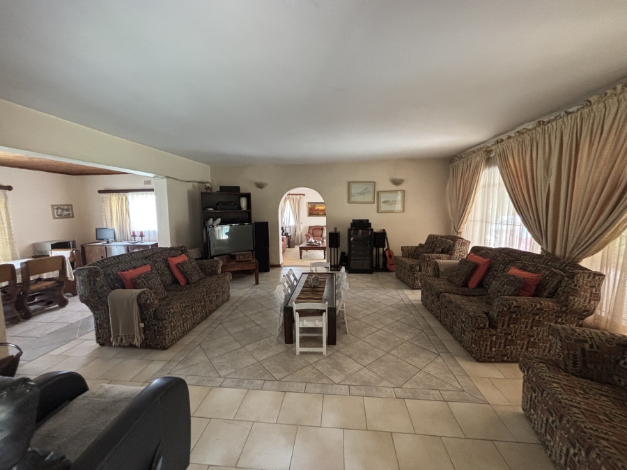 3 Bedroom Property for Sale in Bredell Gauteng