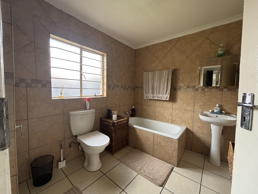 3 Bedroom Property for Sale in Bredell Gauteng