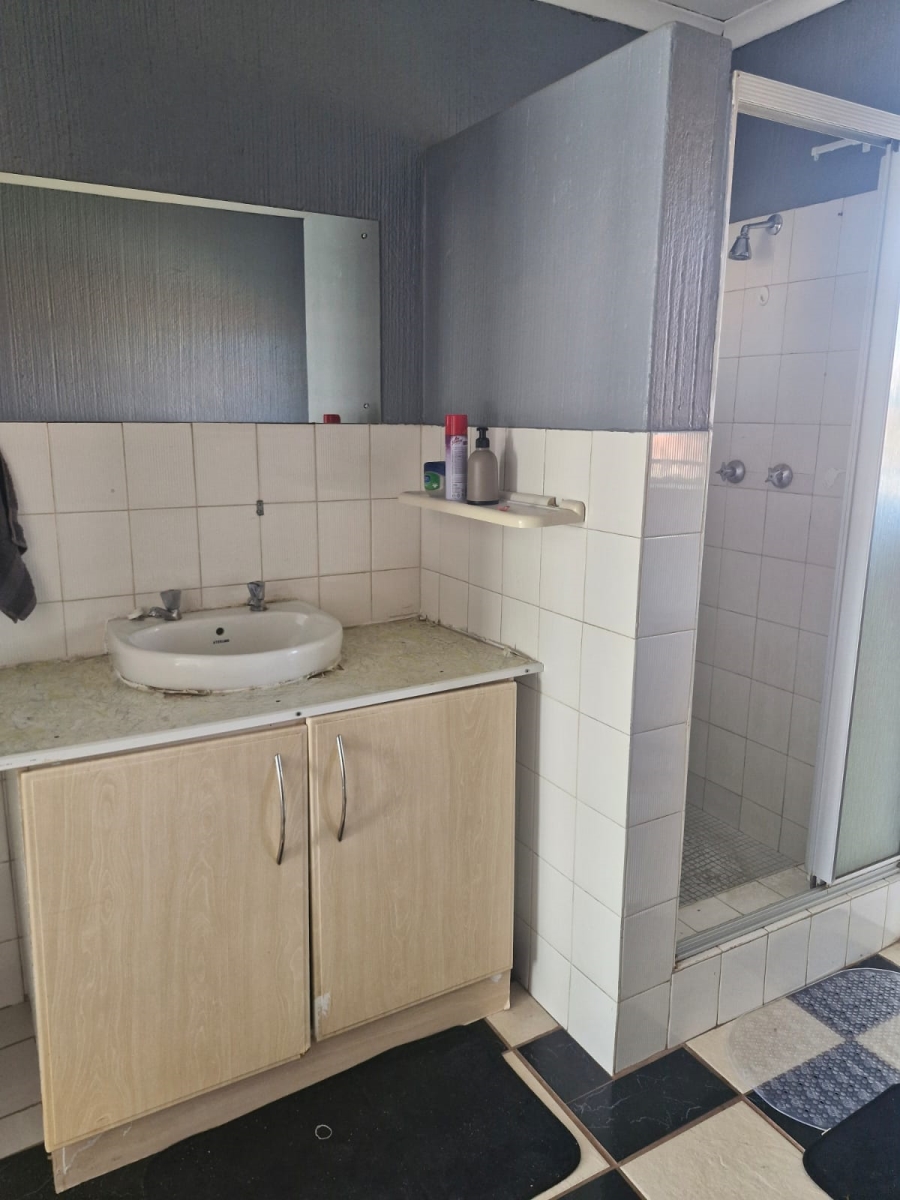 1 Bedroom Property for Sale in Norkem Park Gauteng