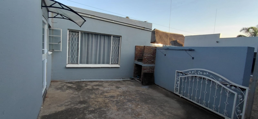 3 Bedroom Property for Sale in Dalview Gauteng