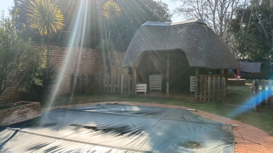 To Let 3 Bedroom Property for Rent in Kenleaf Gauteng