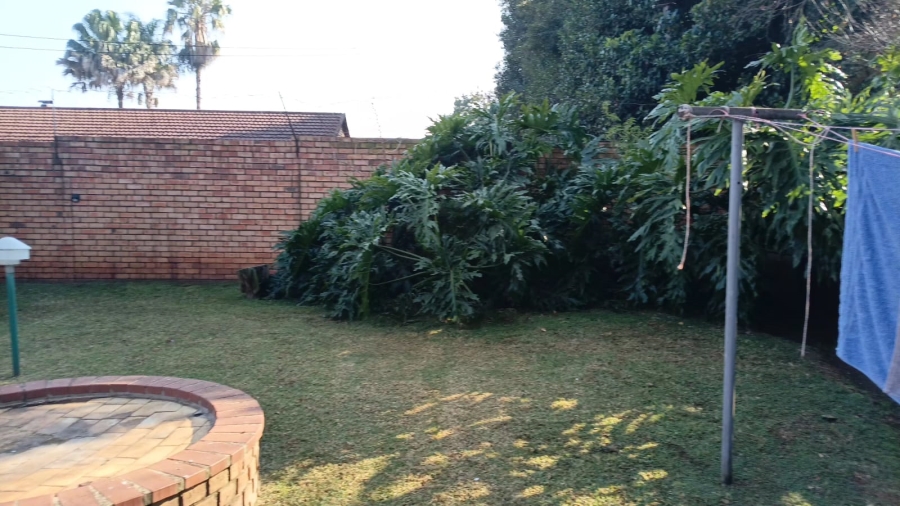 To Let 3 Bedroom Property for Rent in Kenleaf Gauteng