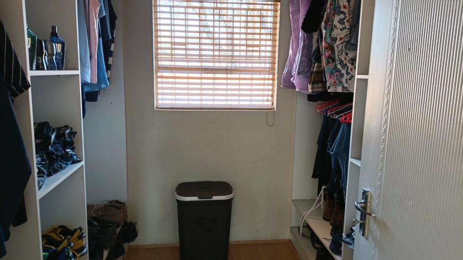 To Let 3 Bedroom Property for Rent in Kenleaf Gauteng