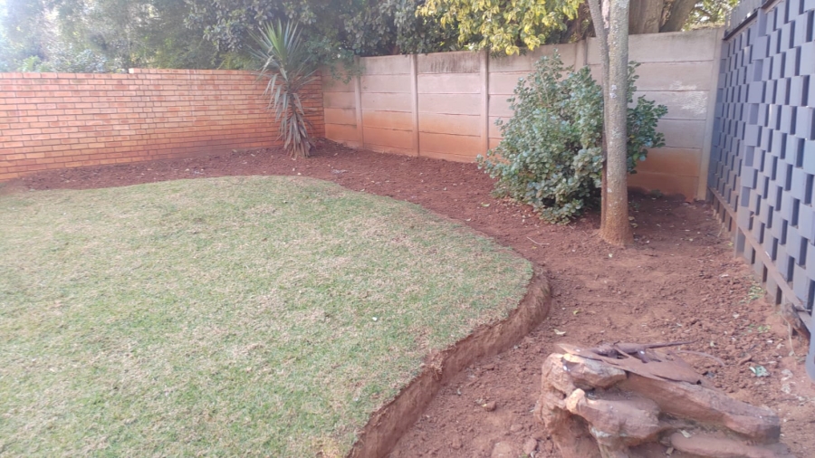 To Let 3 Bedroom Property for Rent in Kenleaf Gauteng
