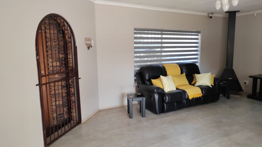 To Let 3 Bedroom Property for Rent in Kenleaf Gauteng
