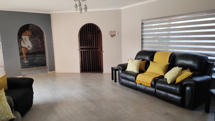 To Let 3 Bedroom Property for Rent in Kenleaf Gauteng