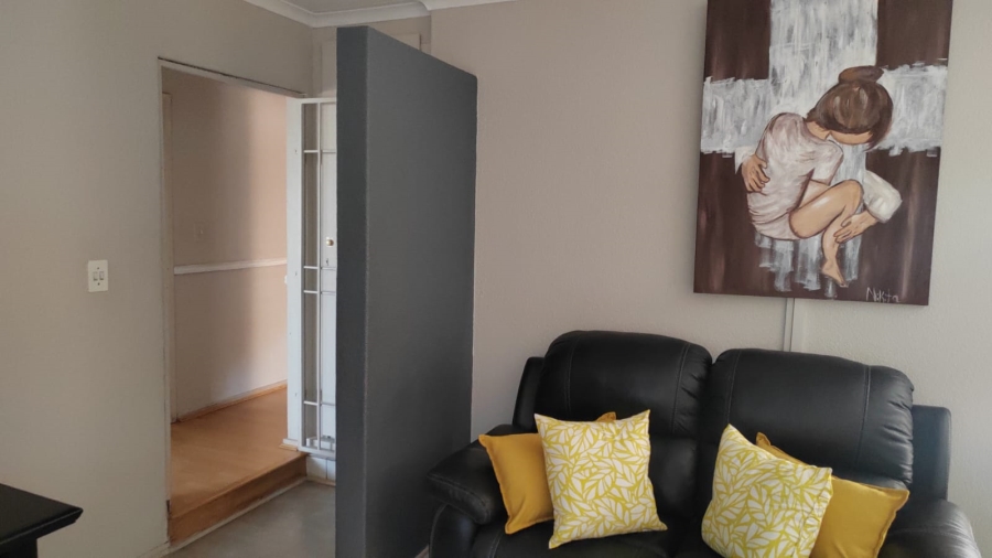 To Let 3 Bedroom Property for Rent in Kenleaf Gauteng