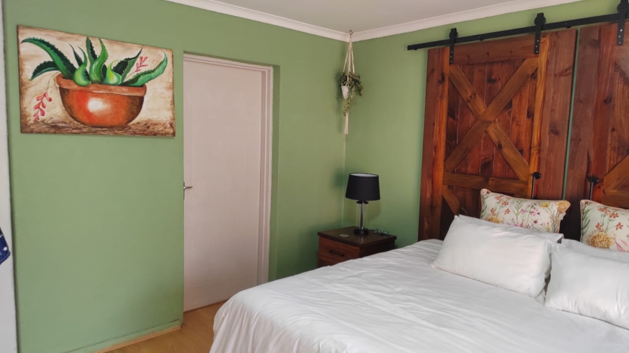 To Let 3 Bedroom Property for Rent in Kenleaf Gauteng