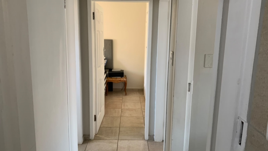 2 Bedroom Property for Sale in Wentworth Park Gauteng