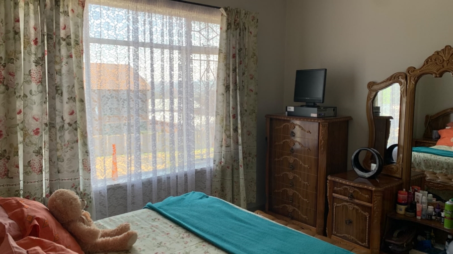 2 Bedroom Property for Sale in Wentworth Park Gauteng