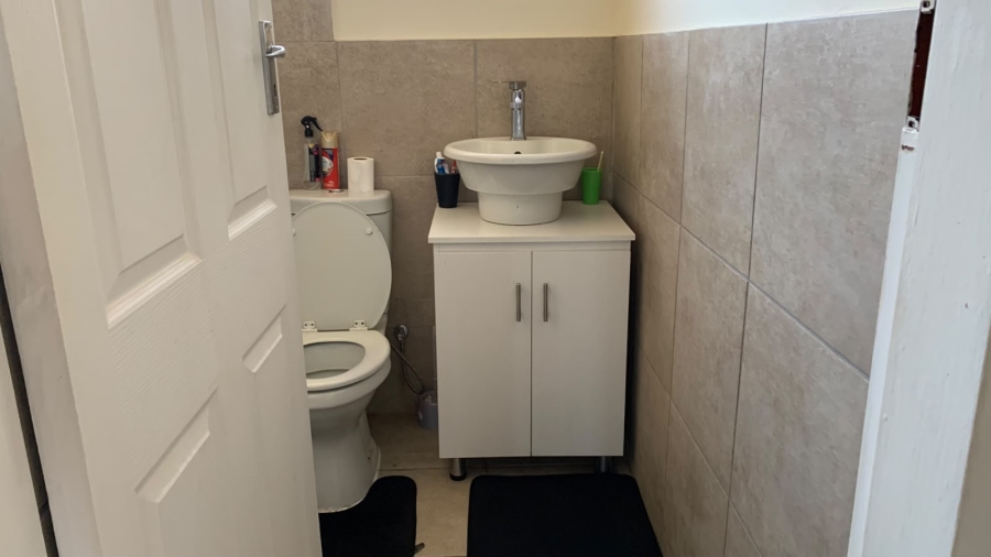 2 Bedroom Property for Sale in Wentworth Park Gauteng