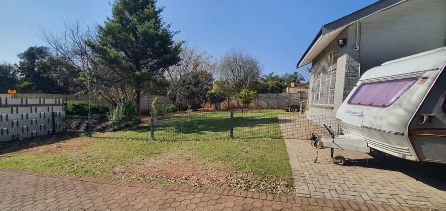 4 Bedroom Property for Sale in Noordheuwel Gauteng