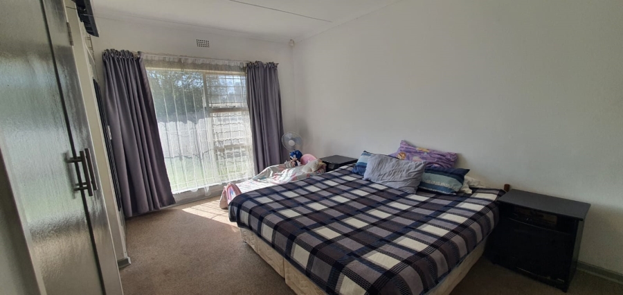 4 Bedroom Property for Sale in Noordheuwel Gauteng