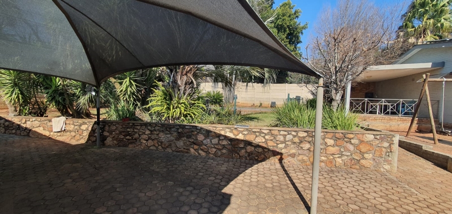 4 Bedroom Property for Sale in Noordheuwel Gauteng