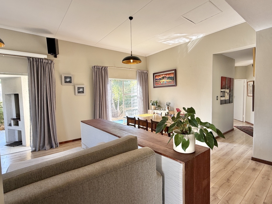 3 Bedroom Property for Sale in Faerie Glen Gauteng