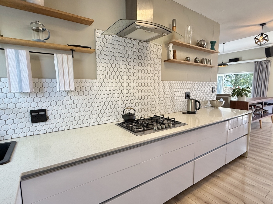 3 Bedroom Property for Sale in Faerie Glen Gauteng