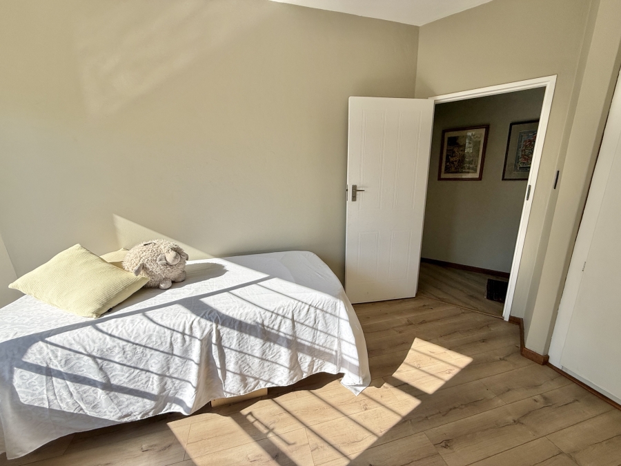 3 Bedroom Property for Sale in Faerie Glen Gauteng