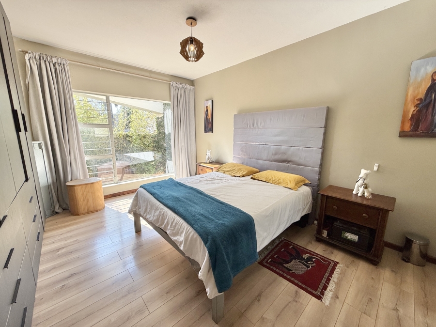 3 Bedroom Property for Sale in Faerie Glen Gauteng