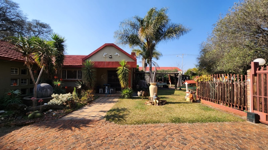 4 Bedroom Property for Sale in Valhalla Gauteng