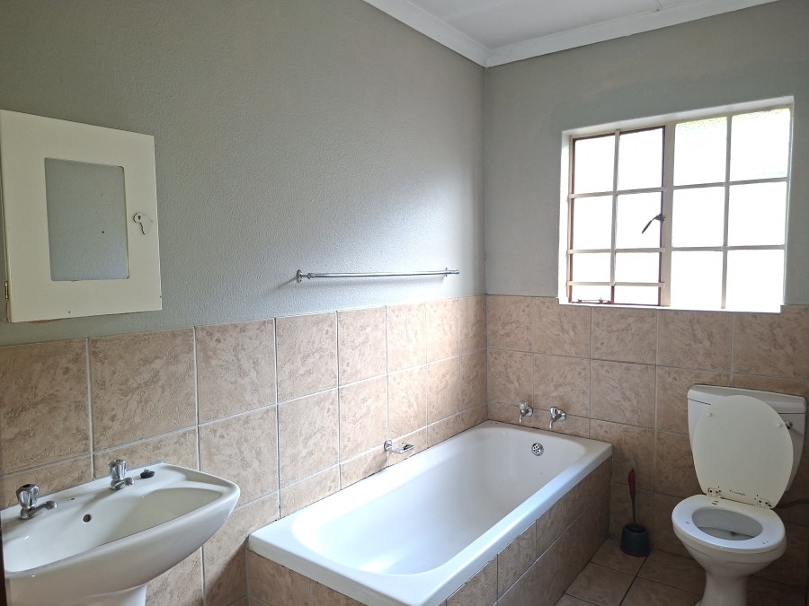 3 Bedroom Property for Sale in Olievenhoutbosch Gauteng