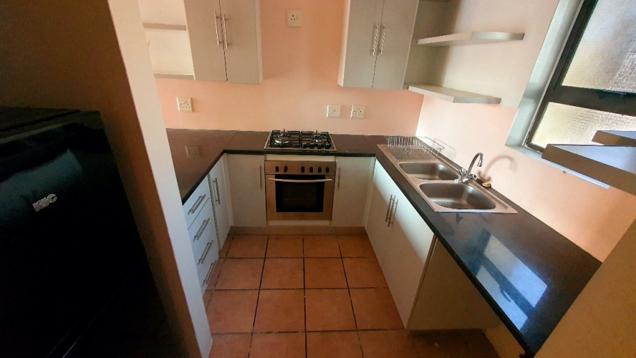 2 Bedroom Property for Sale in Lonehill Gauteng