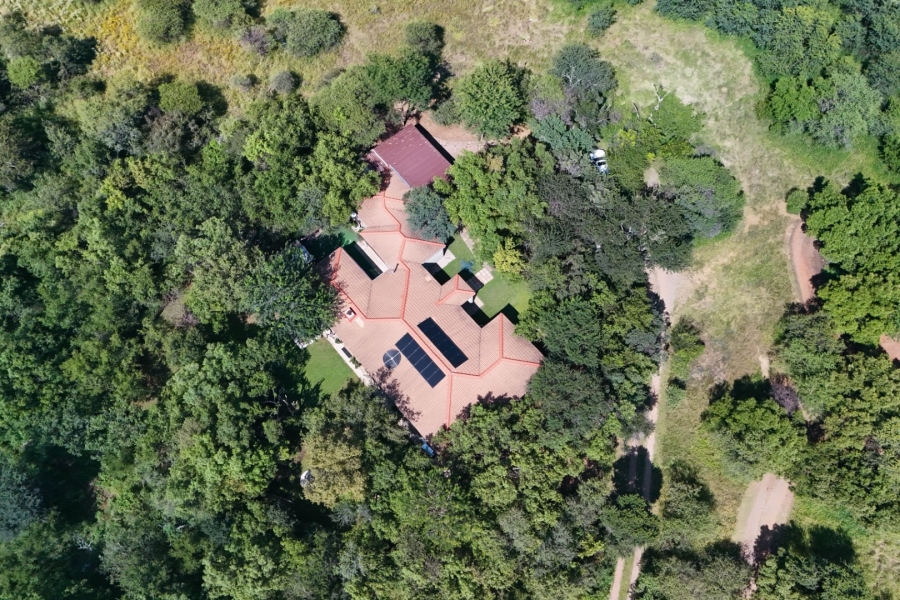 4 Bedroom Property for Sale in Leeuwfontein Gauteng