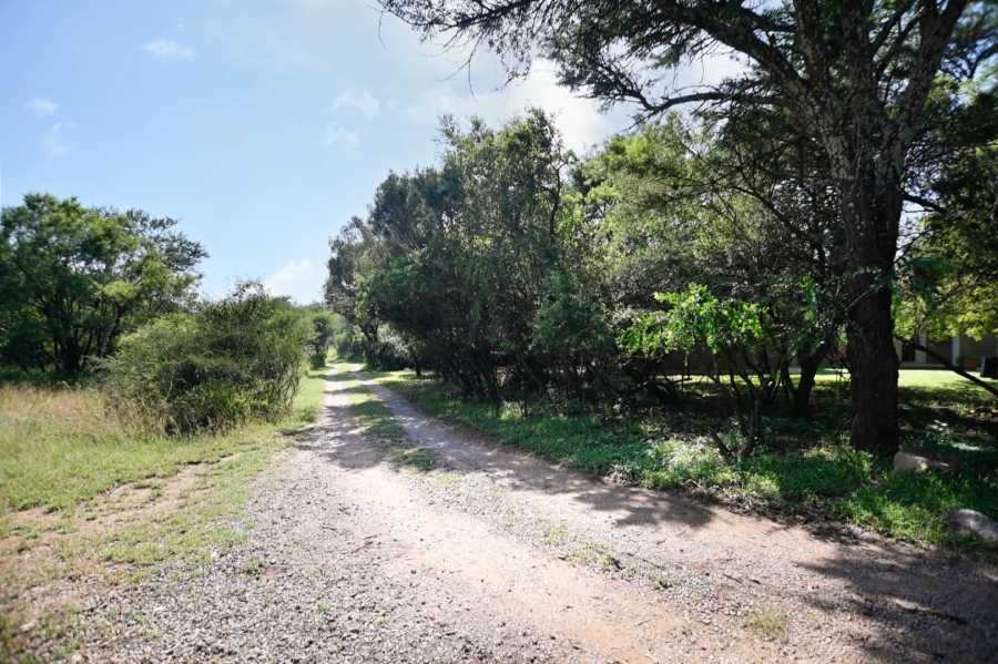 4 Bedroom Property for Sale in Leeuwfontein Gauteng
