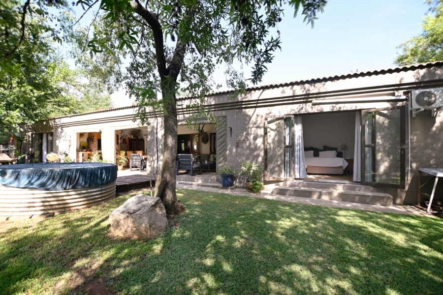 4 Bedroom Property for Sale in Leeuwfontein Gauteng