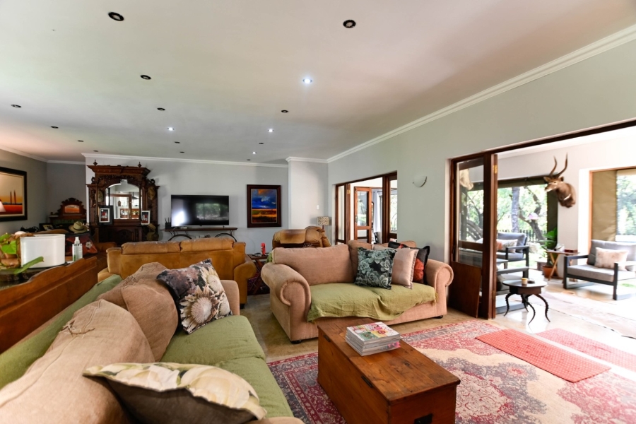 4 Bedroom Property for Sale in Leeuwfontein Gauteng